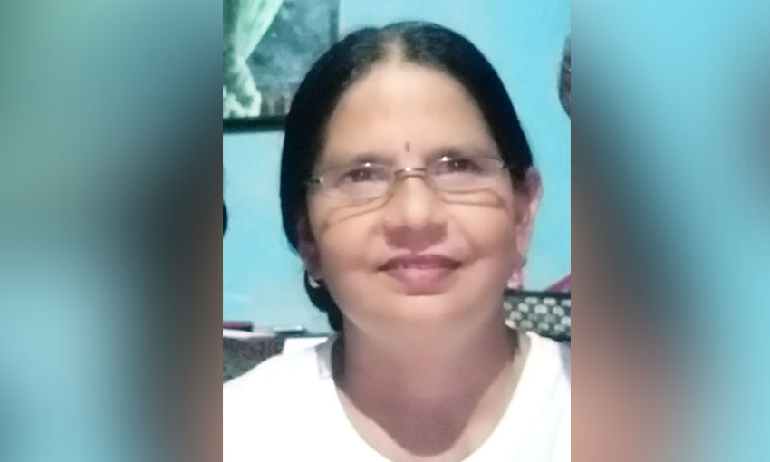 मितेरी जैविक प्याड उत्पादन केन्द्रकी अध्यक्ष सावित्री भण्डारी ।