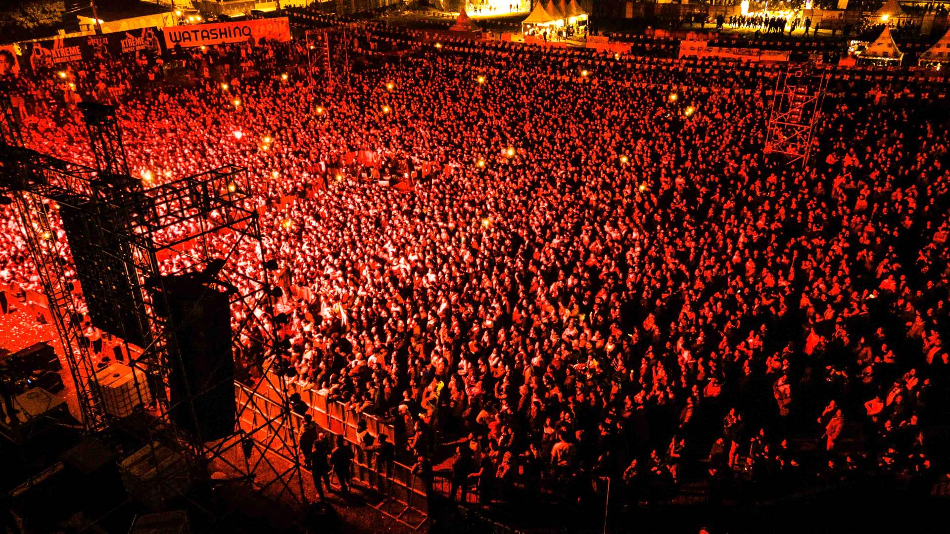 01-Huge-crowd-gather-in-Narayanghat-for-the-Nepathya-Concert-1770874816.jpg