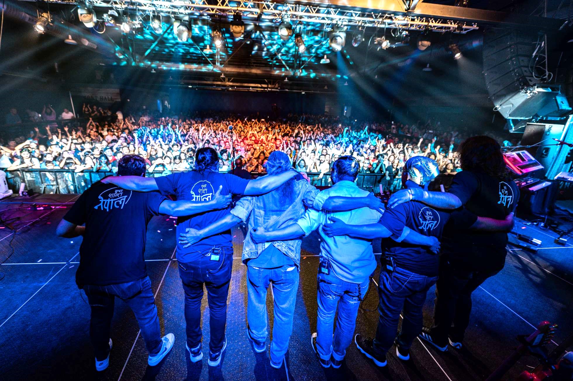 03-Nepathya-members-bow-down-to-the-audience-as-the-last-leg-of-the-US-tour-2025-concludes.-Photo---Monsoon-Shrestha---nepalaya-1750088806.jpg