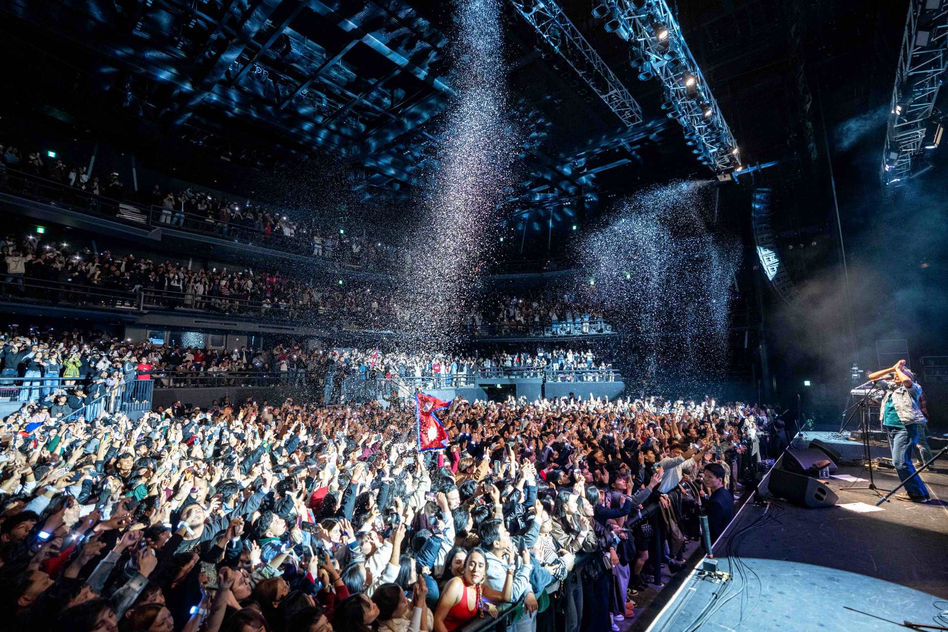 04-An-artificial-snow-created-at-the-Nepatha-concert-in-Tokyo.-Photo---Dipit-Raz-1763623236.jpg