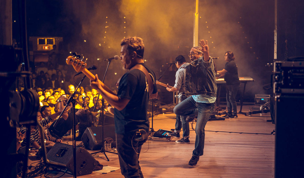 10-Nepathya-frontman-Amrit-Gurung-takes-the-centre-stage-during-their-concert-in-Harrisburg,-Pennsylvania.-Photo-Dipit-Raz-Nepalaya-1725942715.jpg