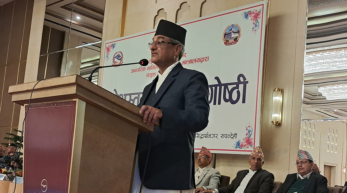 गृहमन्त्री लेखक भन्छन्– शासन भीडले होइन कानुनले चल्छ