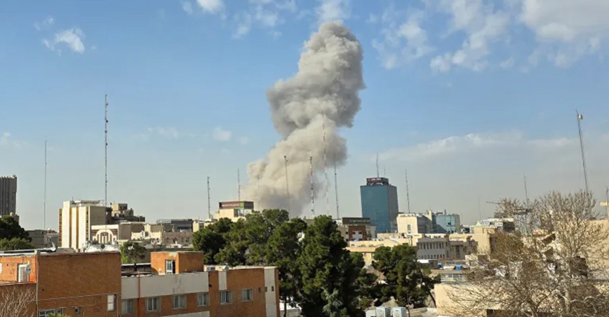 इरानमाथि इजरायल र अमेरिकाको भीषण आक्रमण