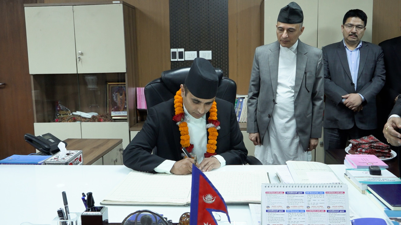 नवनियुक्त महान्यायाधिवक्ता कँडेलले गरे पदबहाली