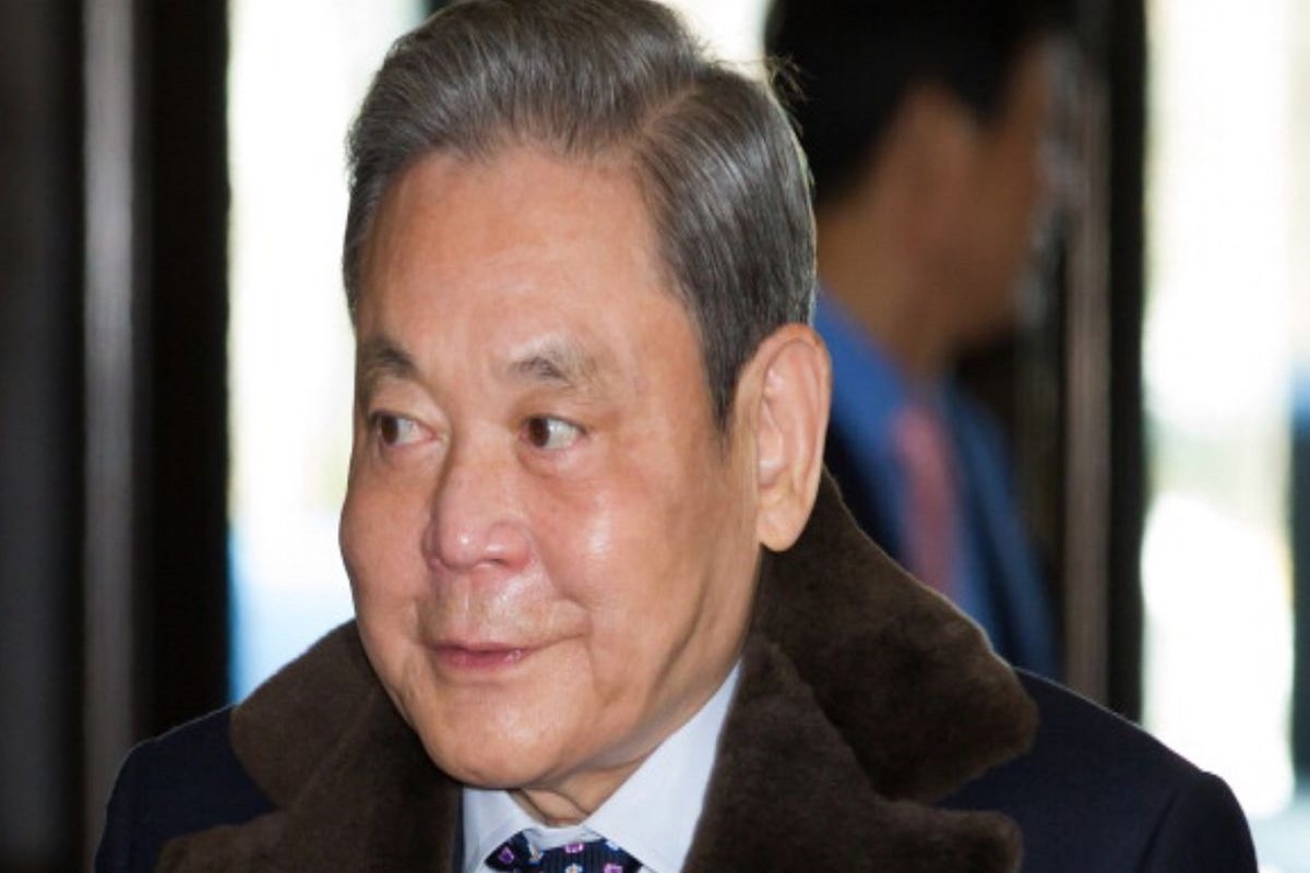 सामसुङ इलेक्ट्रोनिक्स कम्पनीका अध्यक्ष ली कुनको निधन