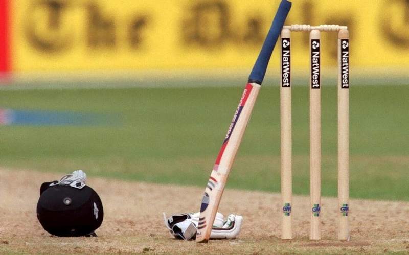 भारत–अस्ट्रेलिया टेस्ट क्रिकेट : जितका लागि भारतसामु ३२८ रनको चुनौती