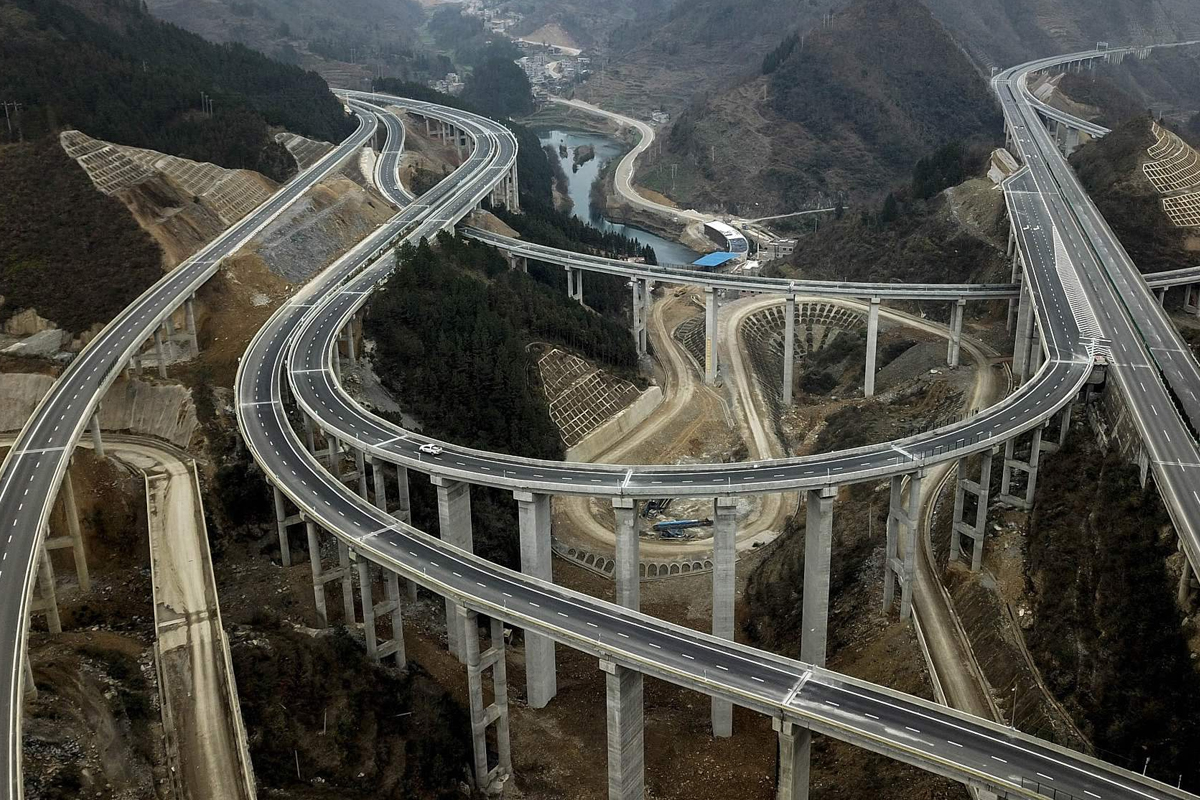 चीनमा विश्वकै ठूलो द्रुतमार्ग सञ्जाल