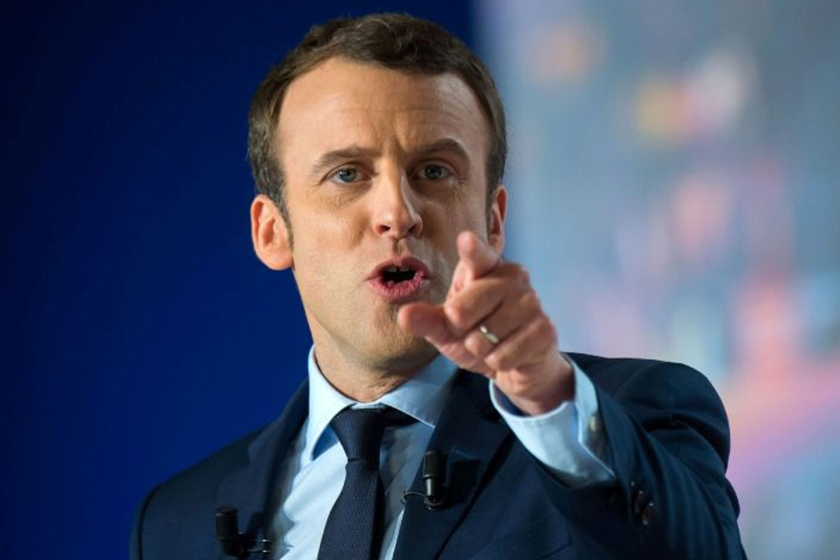 फ्रान्सका राष्ट्रपति म्याक्रोनलाई सार्वजनिक स्थलमा चड्कन