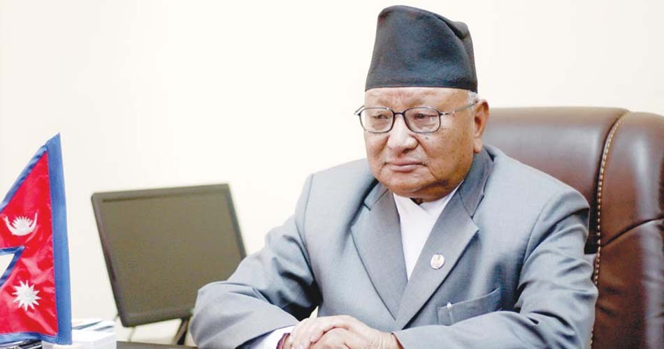 गोपालमान श्रेष्ठद्वारा सभापति थापालाई समर्थन, कांग्रेसलाई रूपान्तरण गर्न एकतामा जोड