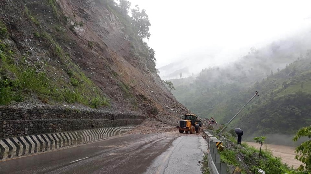 1625105890_Narayangad_muglin_sadak_pahiro_saun5_695758413.jpg