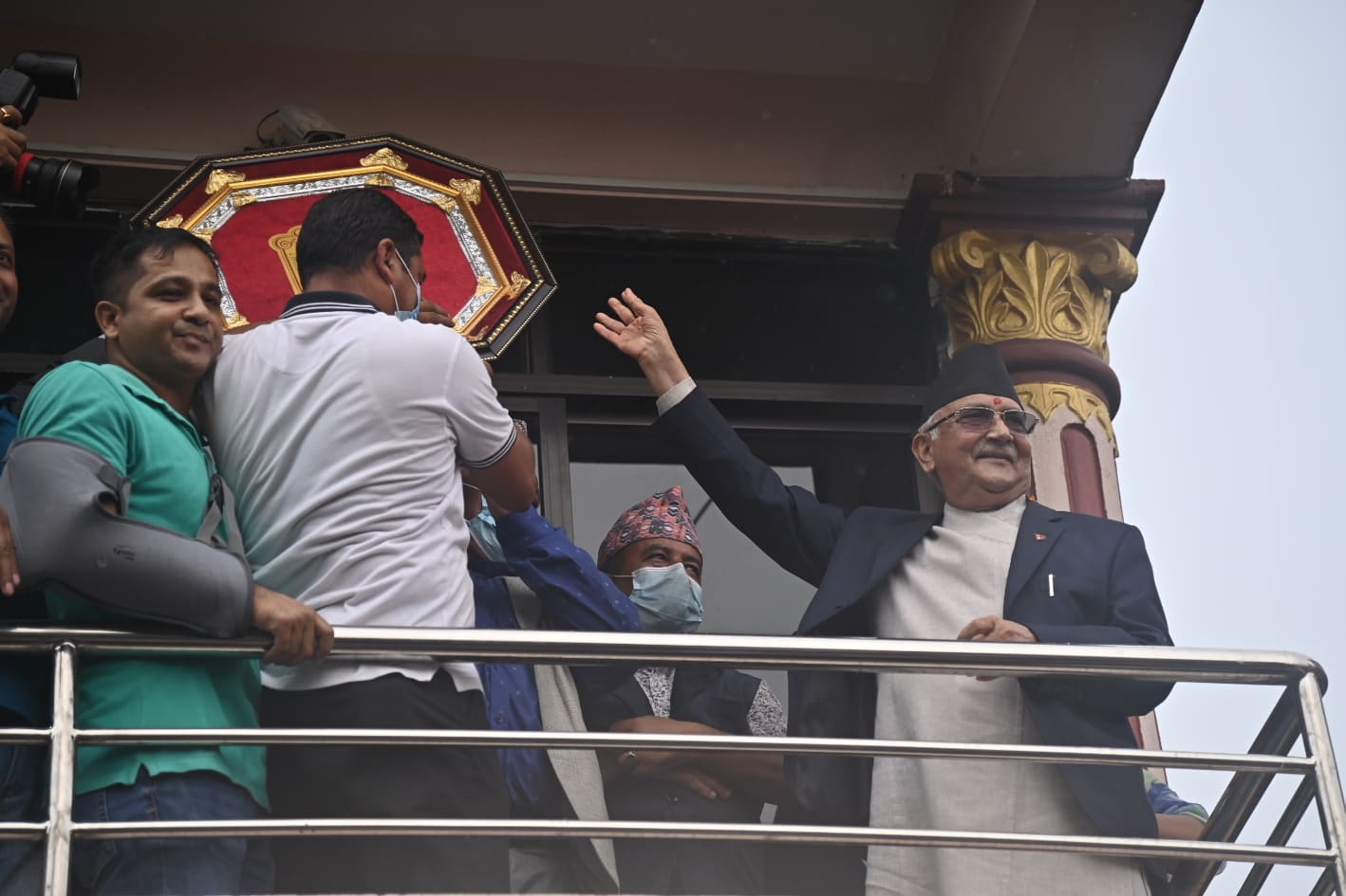 आत्मालोचना गरे पनि माधव नेपाललाई पार्टीमा ठाउँ छैन : ओली