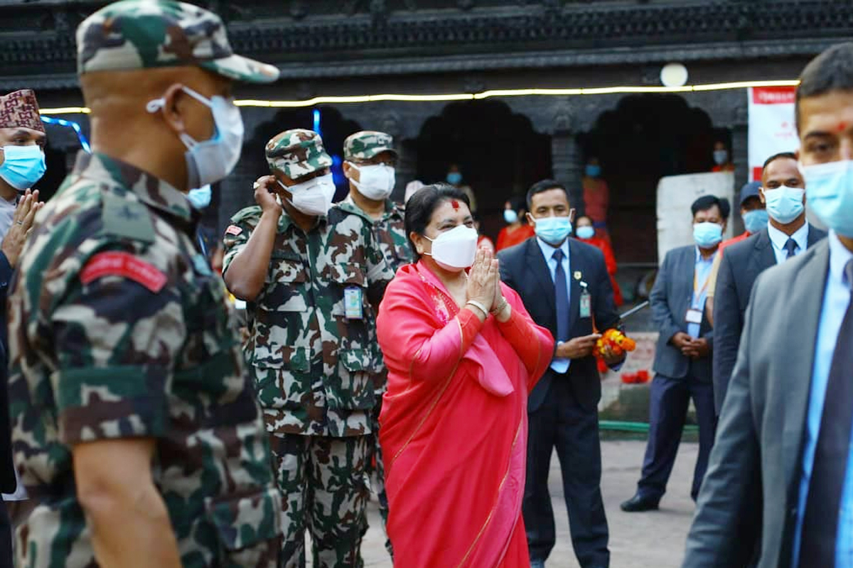 राष्ट्रपति भण्डारी लुम्बिनी जाँदै