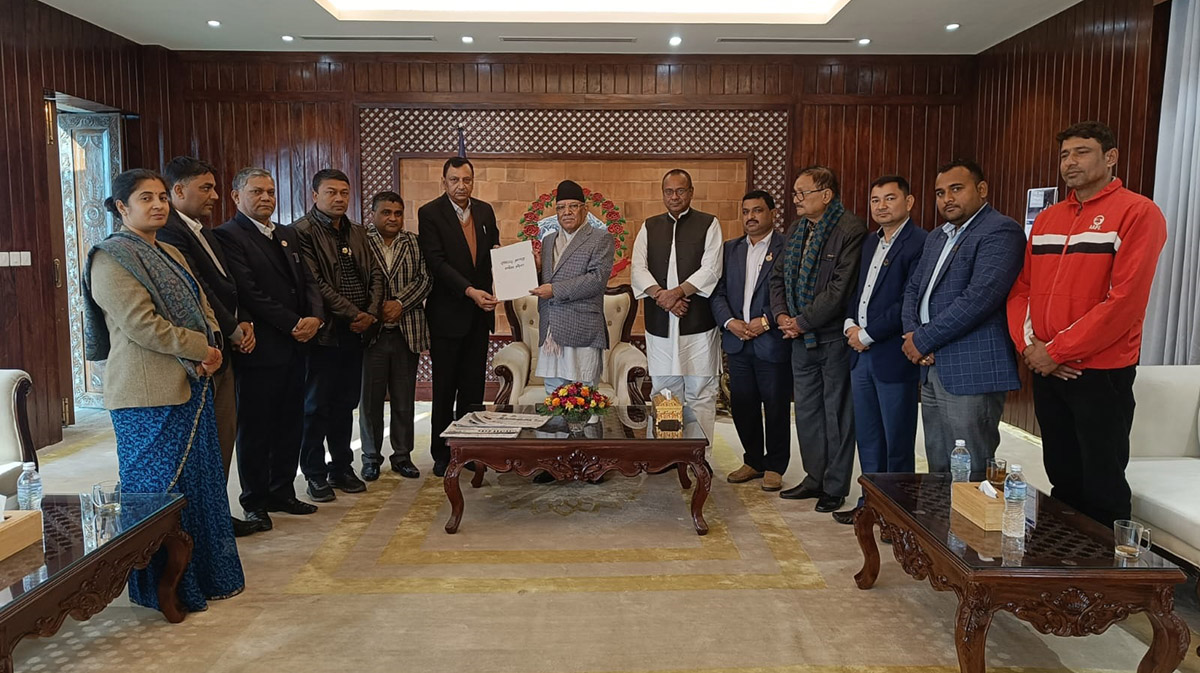 प्रधानमन्त्री दाहाल र मधेश सरकारका प्रतिनिधिबीच छलफल