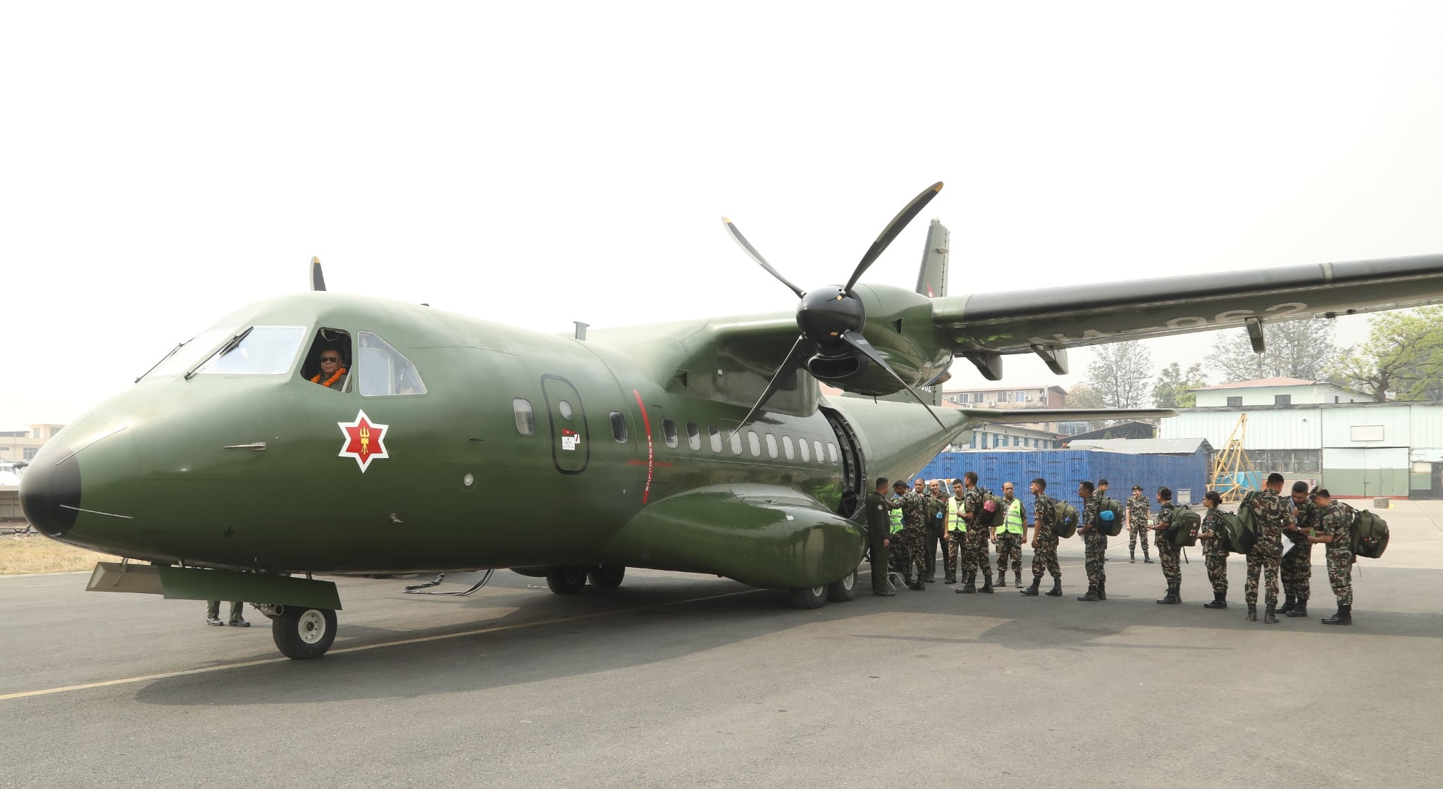 मेडिकल राहतसहित नेपाली सेनाको टोली म्यानमार प्रस्थान