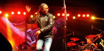 क्यानाडामा नेपथ्यको शृङ्खलाबद्ध यात्रा : टोरन्टोको टिकट 'सोल्ड आउट'