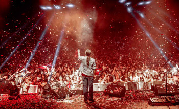 टोरन्टोमा जम्याे नेपथ्य 