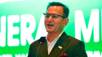 मन्त्री श्रेष्ठलाई ऊर्जाको क्षेत्रमा इतिहासमा नाम लेखाउने अवसर छ : अध्यक्ष कार्की
