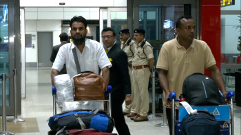 दिल्लीको इन्दिरा गान्धी अन्तर्राष्ट्रिय विमानस्थलबाट ४८ उडान रद्द