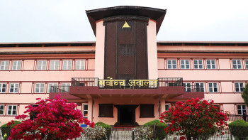 सर्वोच्चले दर्ता गर्‍यो कुलमान घिसिङको रिट, शुक्रबार सुनुवाइ