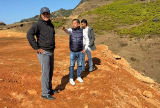 क्यानका उपाध्यक्षद्वारा अर्जुनचौपारीमा निर्माणाधिन क्रिकेट रंगशालाको अवलोकन  