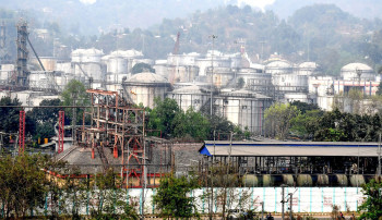 कतारको ग्यास प्लान्टमा इरानद्वारा क्षेप्यास्त्र आक्रमण : विश्वव्यापी उर्जा आपुर्तिमा धक्का