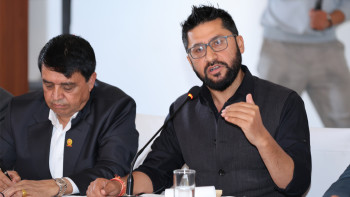 केही व्यवसायीहरुले देशको अर्थतन्त्र नै मुठ्ठीमा लिएकाले निर्मम हुनुपर्यो : रवि लामिछाने