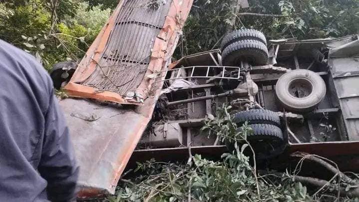 कोल्बुङ बस दुर्घटना : मृतकको सङ्ख्या तीन पुग्यो