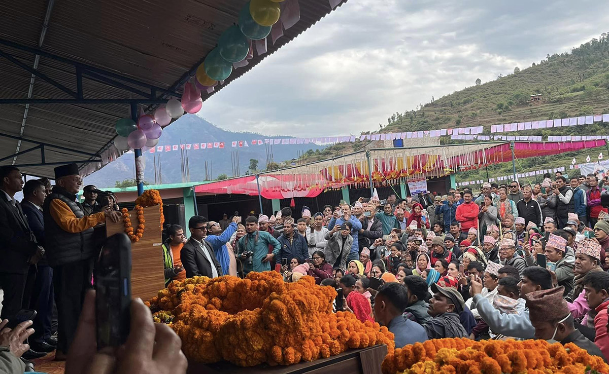 एमालेको संकल्प यात्रा बाग्लुङ जाँदै