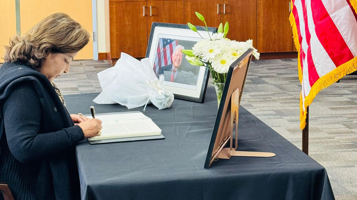 परराष्ट्रमन्त्री डा. राणाद्वारा अमेरिकी पूर्वराष्ट्रपति कार्टरप्रति श्रद्धाञ्जली