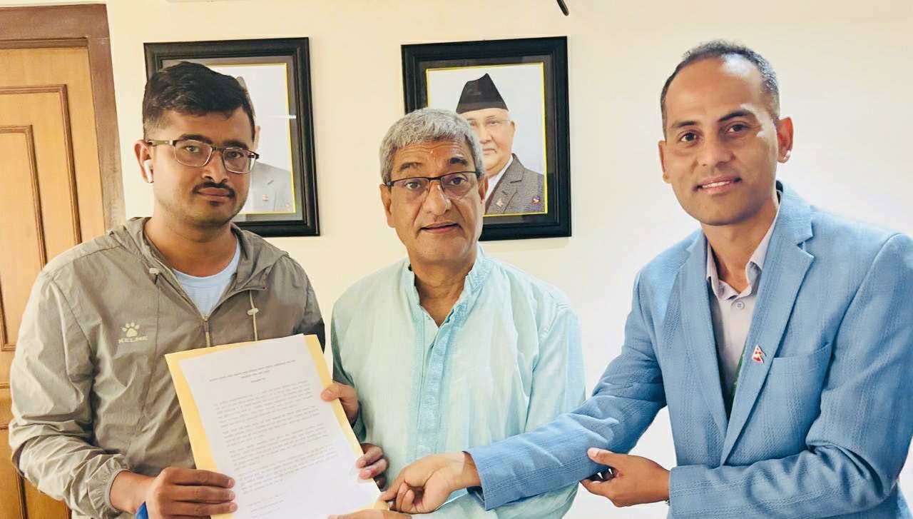 १५ वर्षसम्म हत्यारा पत्ता नलागेपछि पीडित परिवारले गराए गृहमन्त्रीको ध्यानाकर्षण