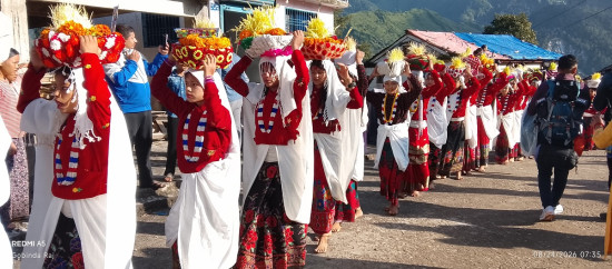 बडीमालिका पूजाको लागी बाजुराबाट सरकारी टोली प्रस्थान