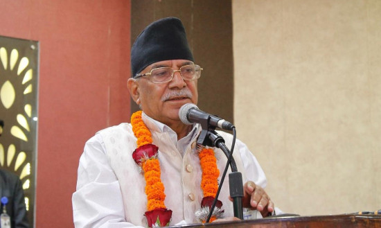 सरकार सुशासनका विरुद्ध खडा भयो, बिचौलियाहरुको मात्र भयो : अध्यक्ष दाहाल