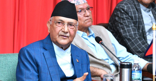नेपाल साहित्यकारहरुको गन्तव्य मुलुक हो : प्रधानमन्त्री