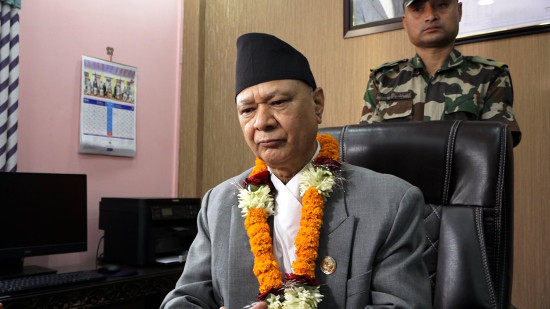 नवनियुक्त शिक्षामन्त्री पन्तले भने– शिक्षकलाई वार्ताबाट कक्षाकोठामा फर्काउने प्रयास गर्छु