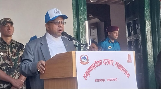 सर्वोच्च शिखर सगरमाथाप्रति विश्वले गौरव गर्नुपर्छ : मन्त्री पाण्डे 