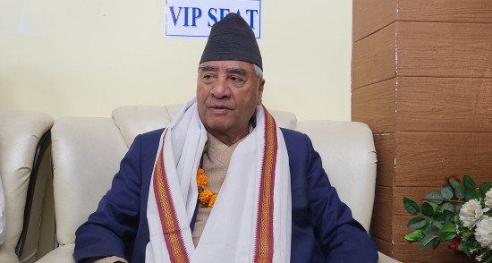 पूर्वराजा समर्थकले गरेको प्रदर्शन अर्थहीन : सभापति देउवा  