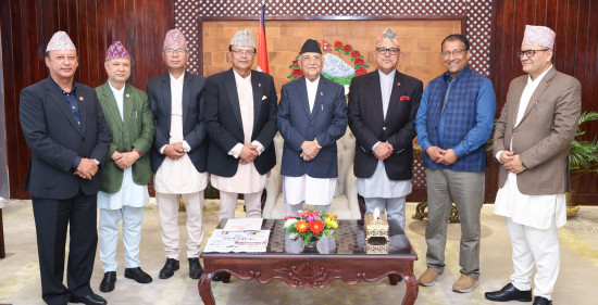 विदुुषी योगमाया आयुुर्वेद विश्वविद्यालयका पदाधिकारीको सपथ