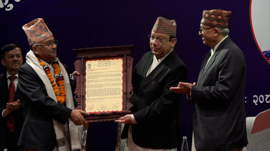पूर्व प्रधानन्यायाधीश कल्याण श्रेष्ठ ‘हेमबहादुर मल्ल सम्मान’बाट सम्मानित 
