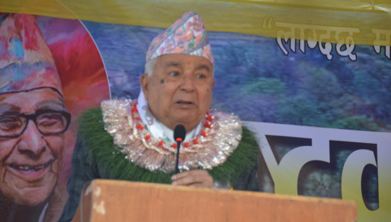 स्रष्टा र साहित्यकारलाई सम्मान र सहयोग गर्न राष्ट्रपतिको आग्रह