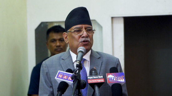 ‘लोकतन्त्रको नाममा खसीको टाउको देखाएर कुकुरको मासु बेचिने स्थिति आयो’