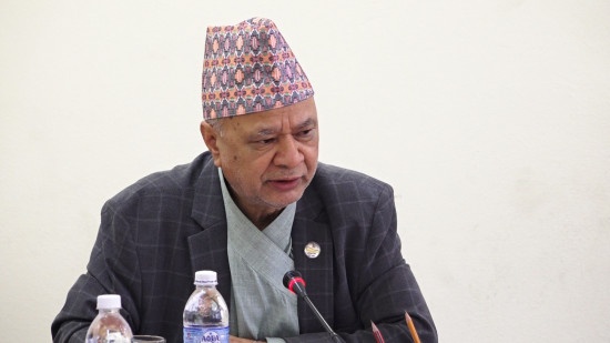 शिक्षकहरूसँगको सहमतिप्रति प्रतिबद्ध छौं, तर आर्थिक बोझलाई ध्यान दिन्छौं : शिक्षामन्त्री