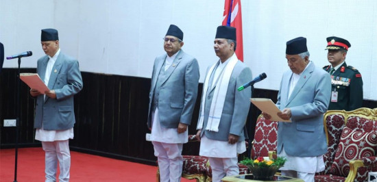 शिक्षामन्त्री रजुजी पन्तले लिए शपथ