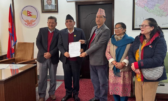 कांग्रेसका सांसदद्वारा राष्ट्रियसभाको अधिवेशन बोलाउन अध्यक्ष दाहालको ध्यानाकर्षण