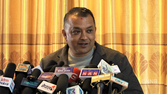 विपद्का बेला सरकारलाई साथ दिन्छौँ, कमजोरी औँल्याउनु पनि हाम्रो कर्तव्य हो : गगन थापा