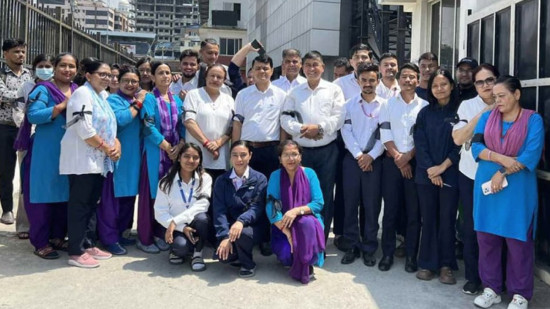 देशभरका निजामती कर्मचारी आन्दोलनमा