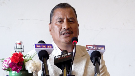 कुर्सीसँग सार्वभौमिकता लेनदेन भइरहेको छः विप्लव