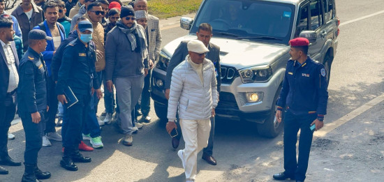 बयानका लागि जाँचबुझ आयोग पुगे रमेश लेखक