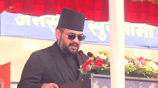 नेपाल प्रहरीले दबाब वा प्रभावमा नपरी नागरिकको सेवामा काम गर्नुपर्छ M प्रधानमन्त्री