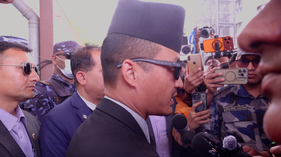 जोखिम न्यूनीकरणमा १० बर्षदेखि काम गरिहेको छु, सचेत छु : गृहमन्त्री गुरुङ 