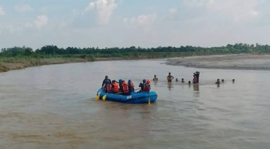 रौतहटको लालबकैयामा नदीमा डुबेका दुई बालबालिकाको शव फेला, एक बेपत्ता